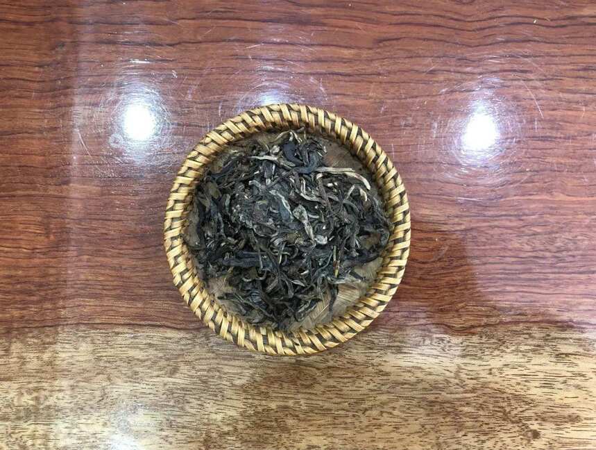 老曼峨古树春茶