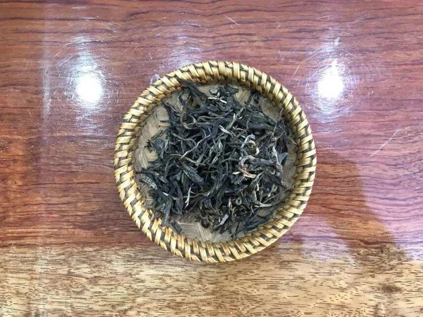 《老徐鉴茶》第575期：未知年份班章茶品鉴报告（贵州茶友寄）