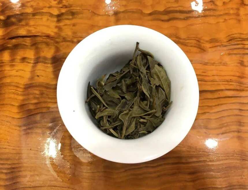 老徐鉴茶第578期：2022冰岛南迫小树春茶品鉴报告（昆明茶友寄）